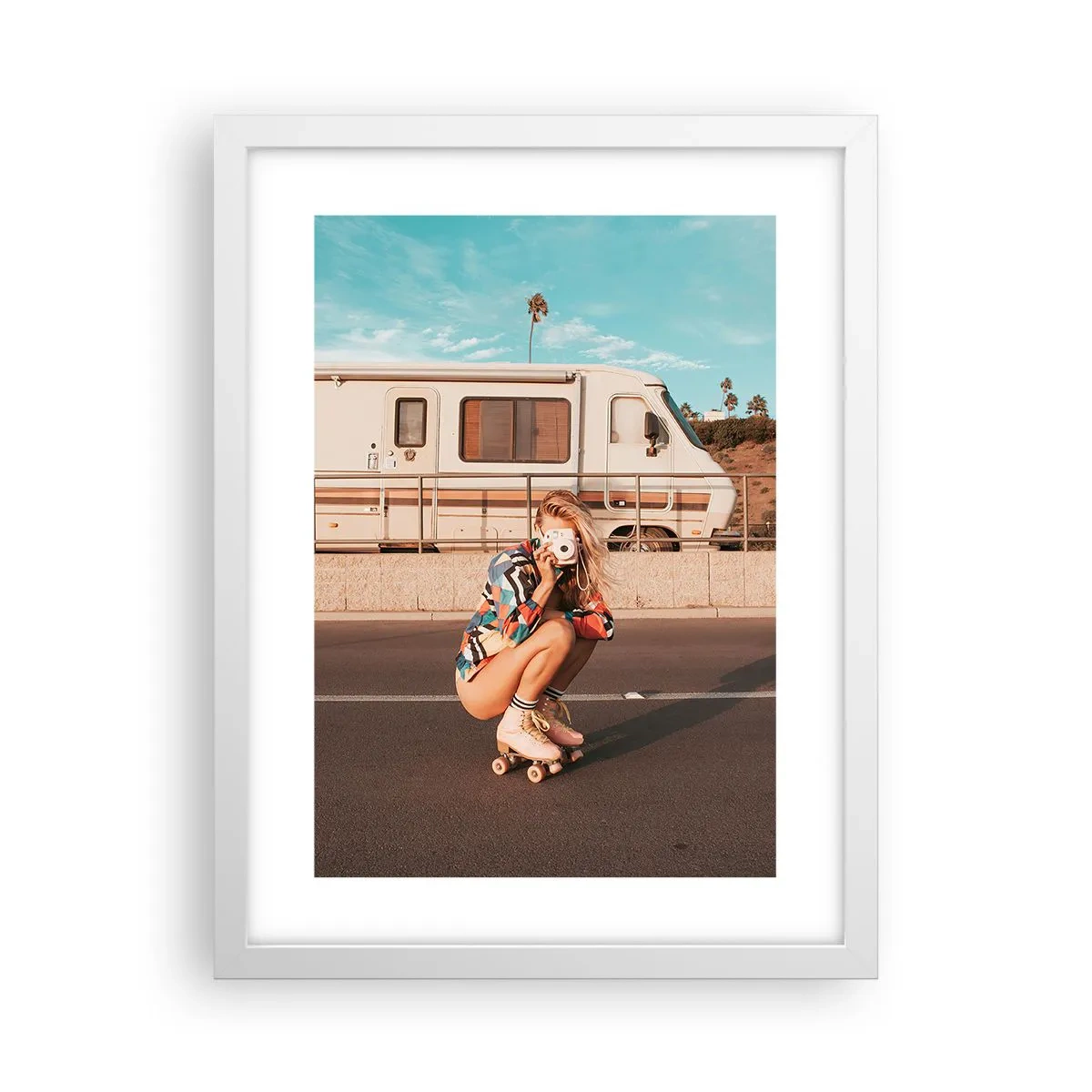 Plakat w białej ramie - Uśmiech, proszę! - 30x40 cm