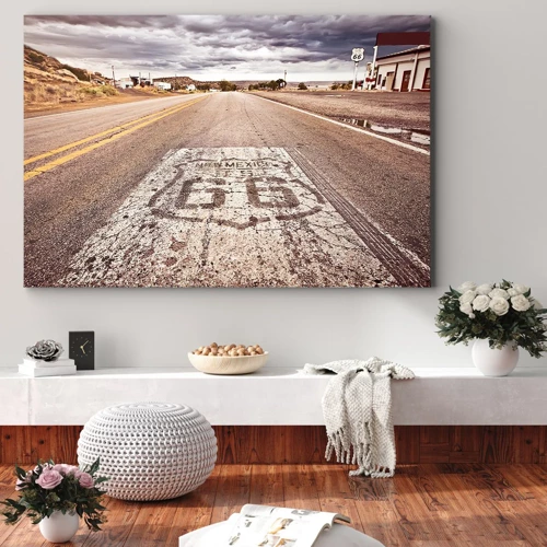 Obraz na płótnie - Mother Road - amerykańska legenda - Droga Route 66 w klimacie pustynnym z malowniczym niebem - 70x50cm