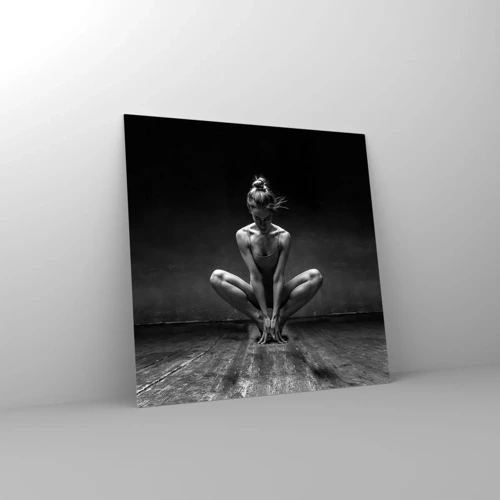 Obraz na szkle - Skupienie tanecznej energii - 50x50 cm