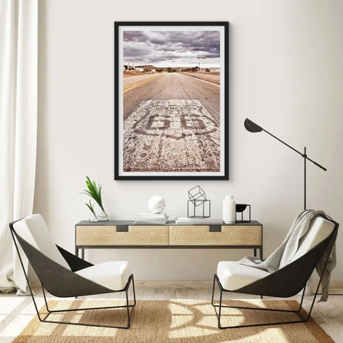 Plakat w czarnej ramie - Mother Road - amerykańska legenda - Droga z symbolem Route 66 prowadząca przez pustynny krajobraz - 50x70cm