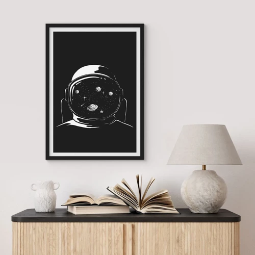 Plakat w czarnej ramie - Niezły widok - Astronauta z kosmosem odbitym w hełmie - 50x70cm