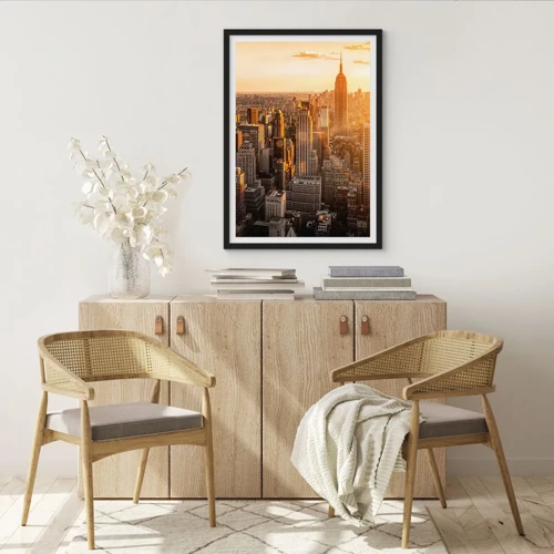 Plakat w czarnej ramie - Rosnąc w słońcu - Panorama Manhattanu o zachodzie słońca z Empire State Building - 50x70cm